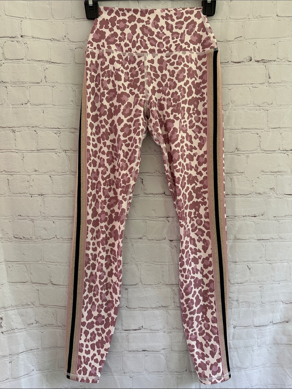 Spiritual Gangster XS Pink and Mauve Leopard Print Leggings with Side Stripe